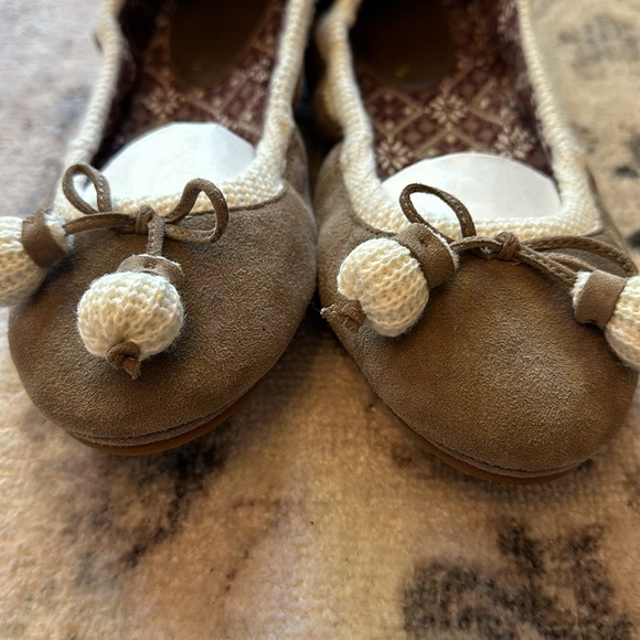 Cole Haan size 10 slippers - Picture 5 of 5